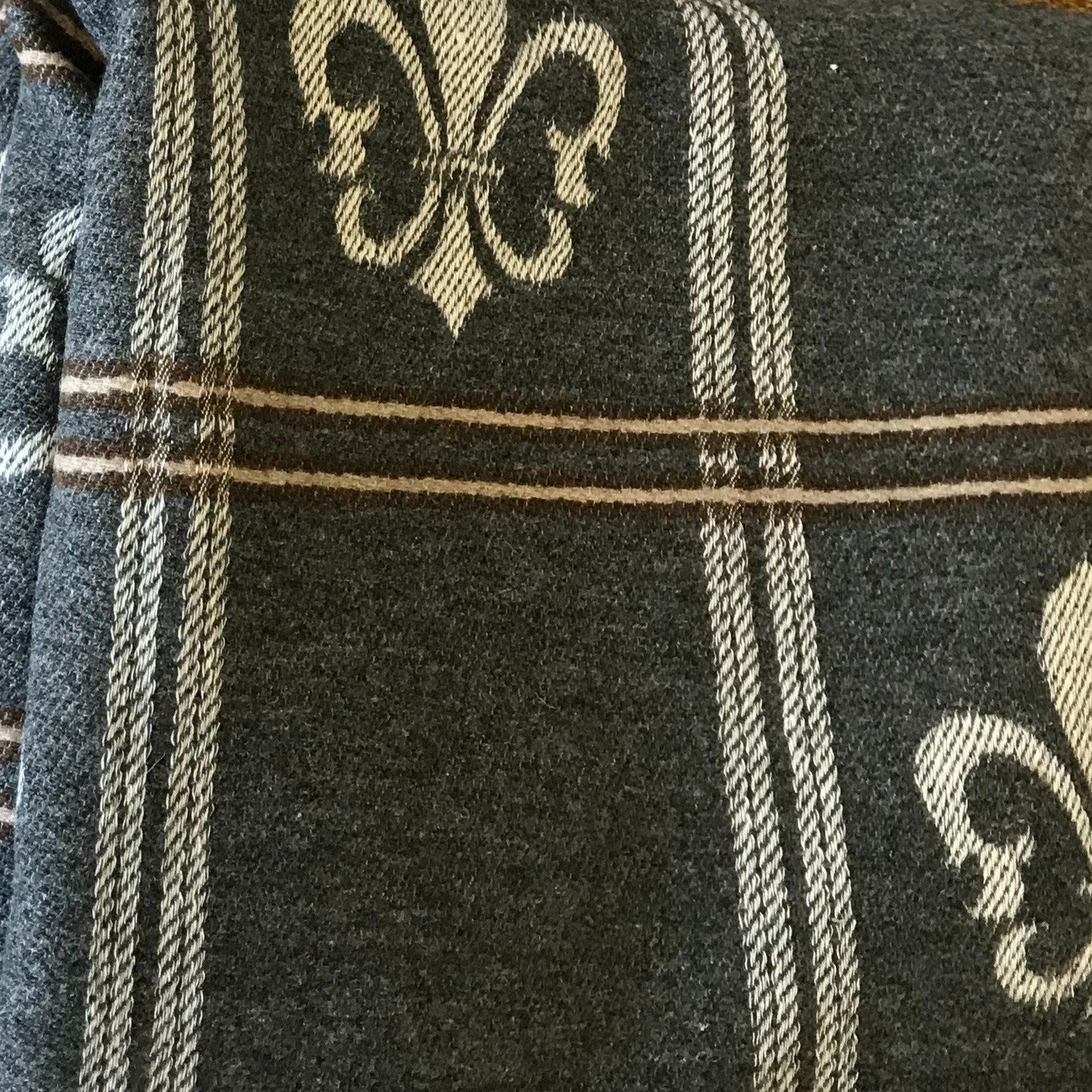 Fleur - de - lis Blanket - OFFER - Ferguson's Irish Linen